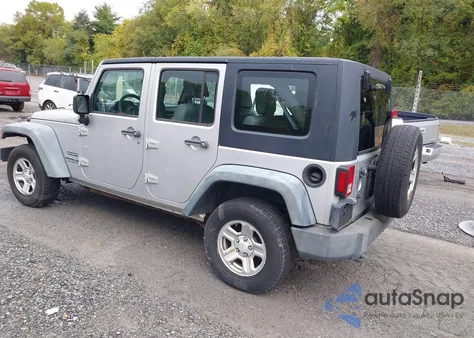 2010 Jeep Wrangler Unlimited Sport from USA, damaged, VIN 1J4BB3H19AL136283